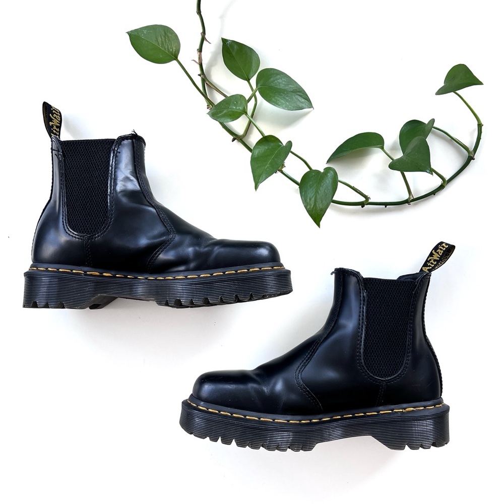 Dr. Martens 2976 Bex Smooth Leather Chelsea Boots Black